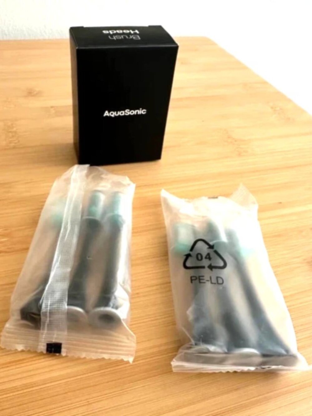 NEW AquaSonic Replacement Toothbrush Heads - 6 Piece